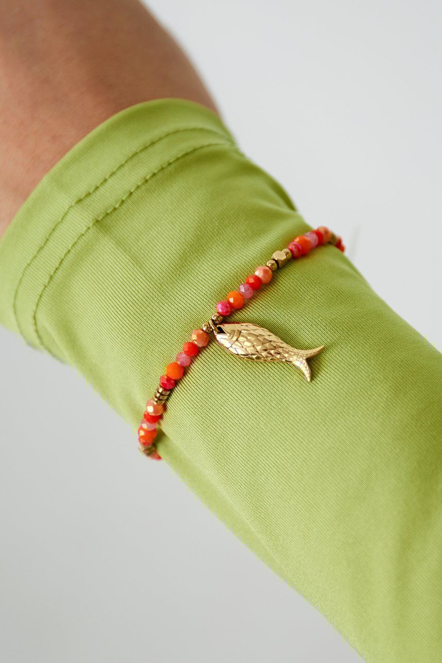 Bracciale pesce e perline - Fucsia Immagine2